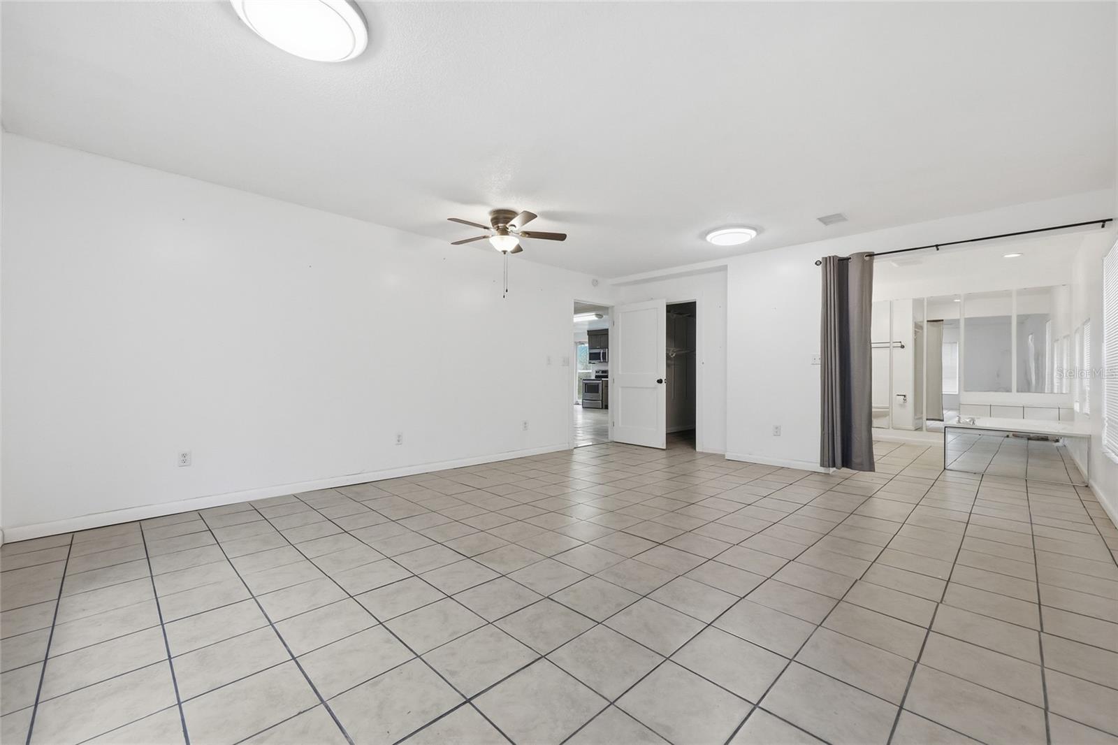 401 SE FALCON RD, BRANFORD, FL, 32008