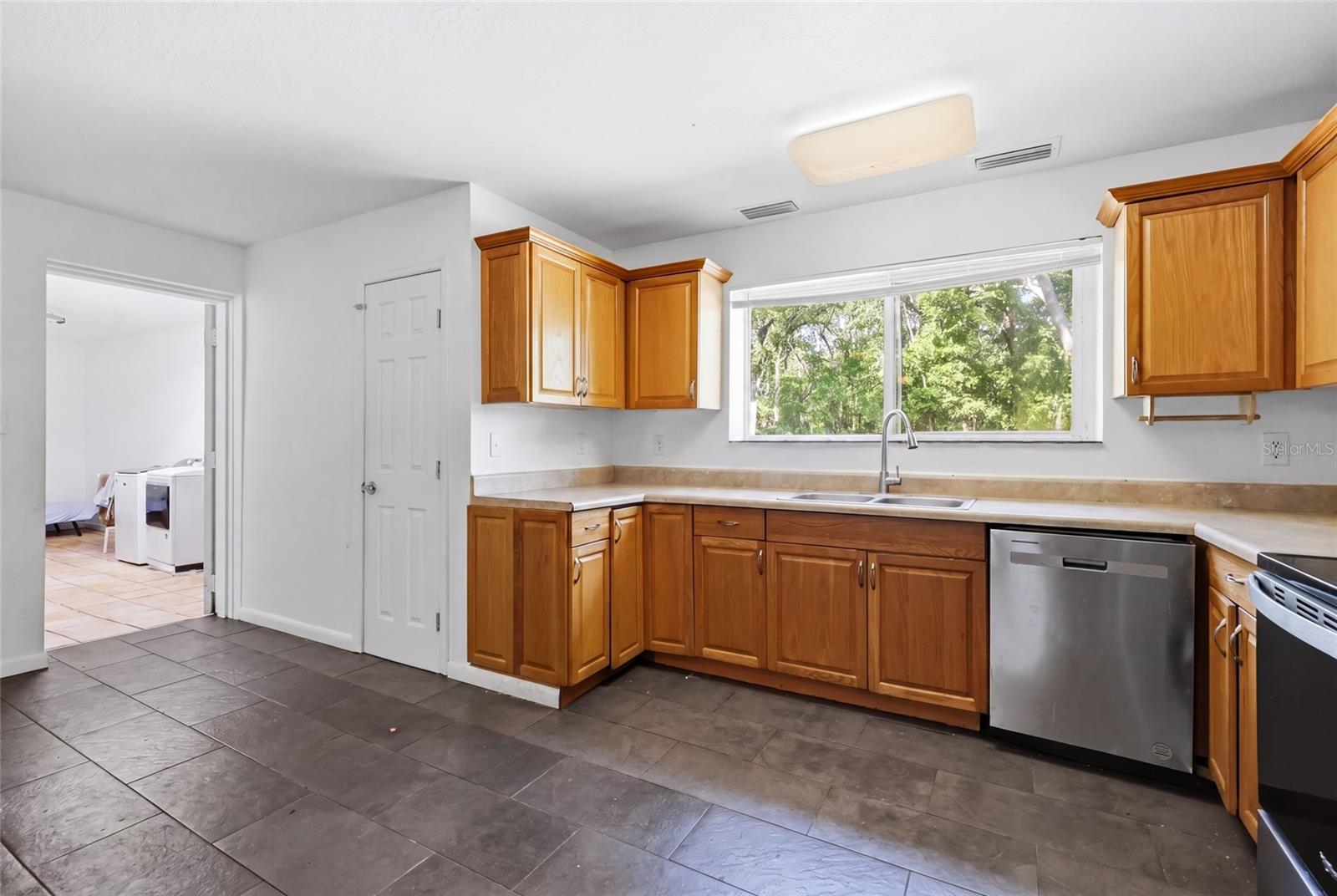 401 SE FALCON RD, BRANFORD, FL, 32008