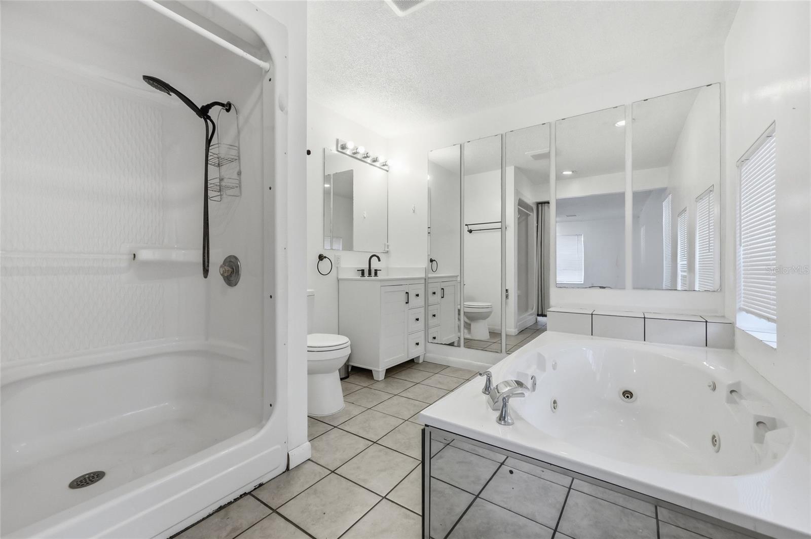 401 SE FALCON RD, BRANFORD, FL, 32008