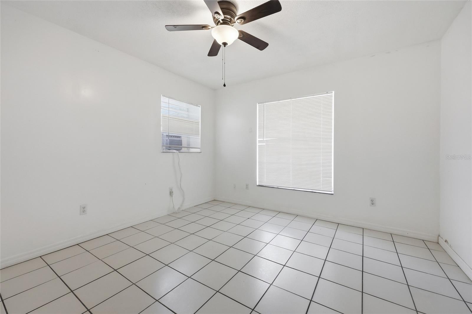 401 SE FALCON RD, BRANFORD, FL, 32008