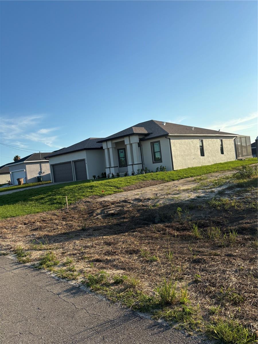 1715 DIPLOMAT PKWY W, CAPE CORAL, FL, 33993