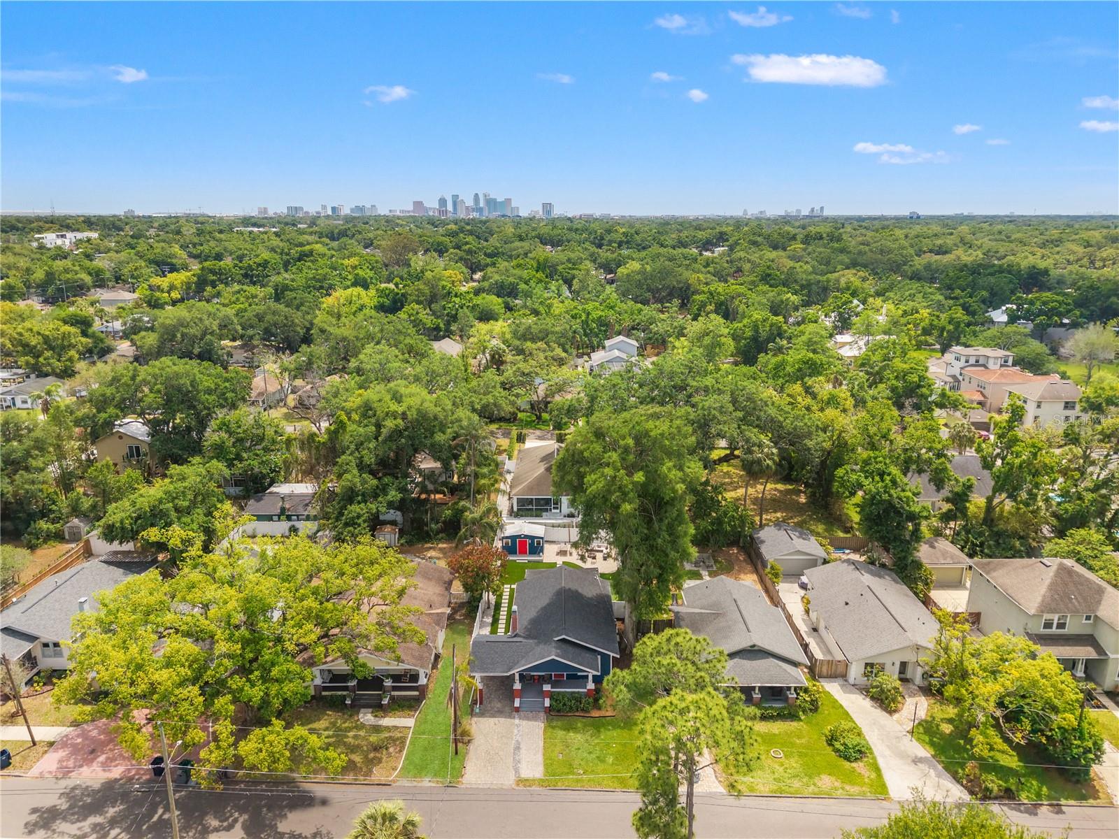 324 W HAYA ST, TAMPA, FL, 33603