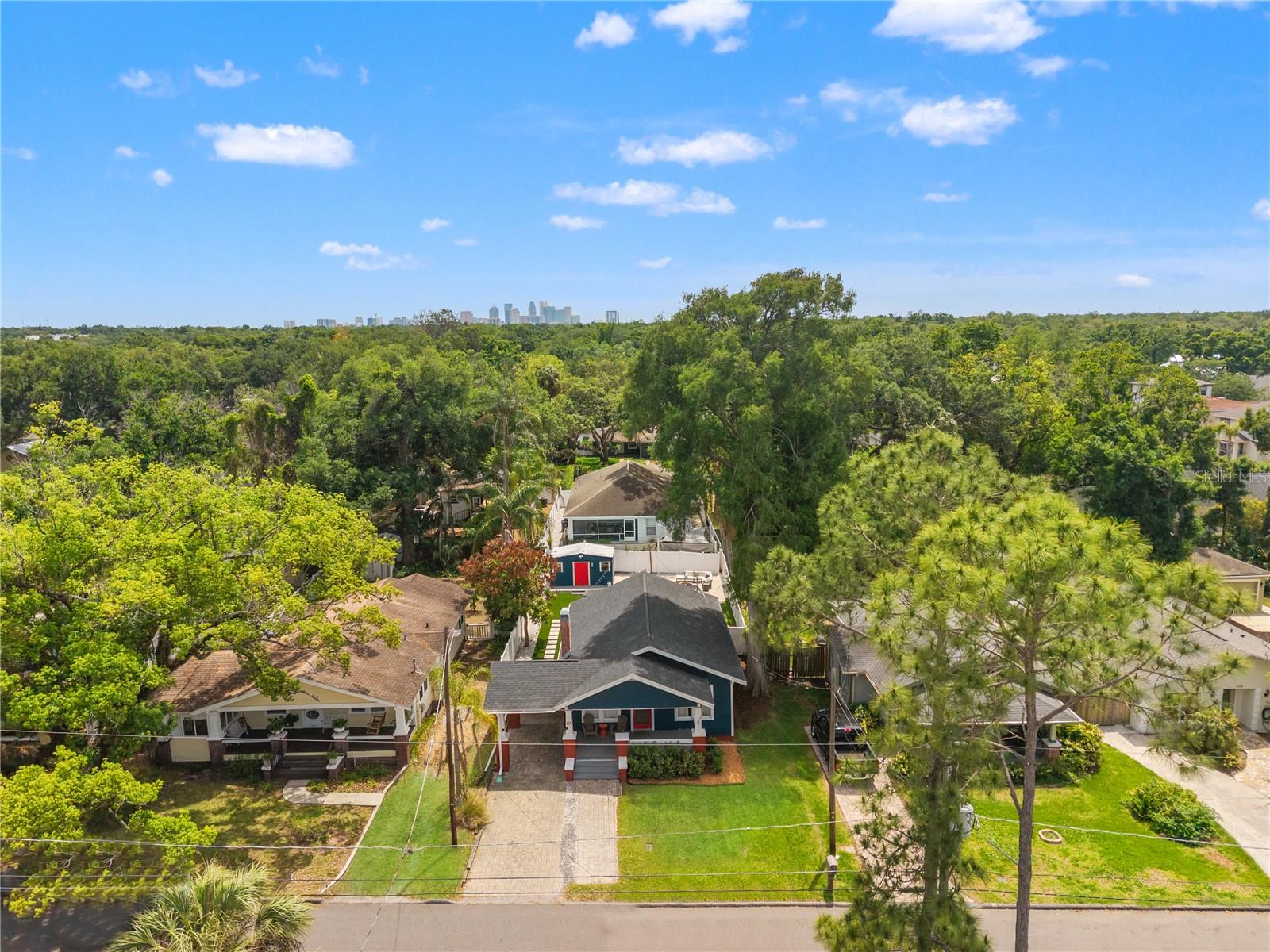 324 W HAYA ST, TAMPA, FL, 33603