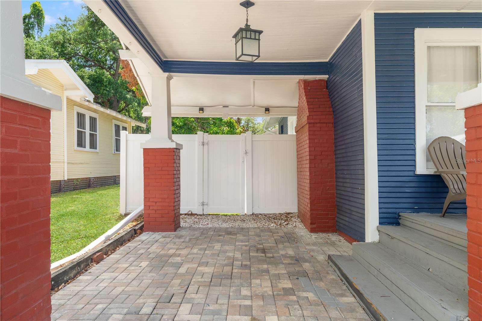 324 W HAYA ST, TAMPA, FL, 33603