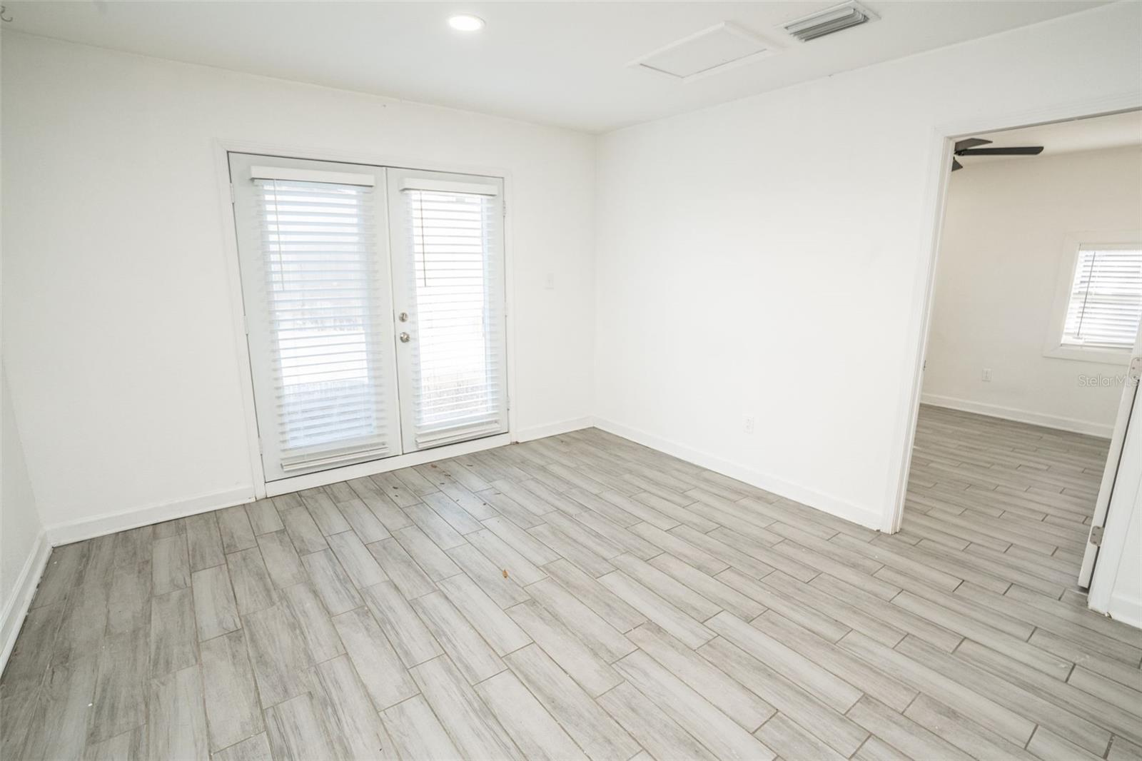 1007 E 32ND AVE #1/2, TAMPA, FL, 33603