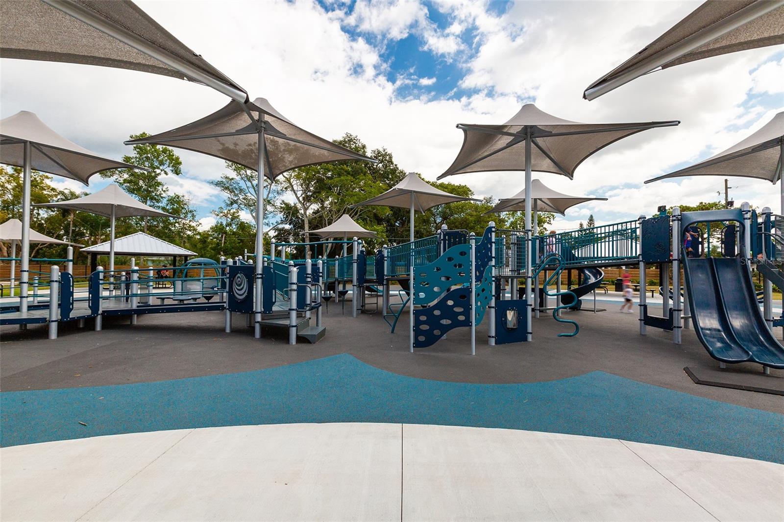 610 CYPRESS CT, ST CLOUD, FL, 34769