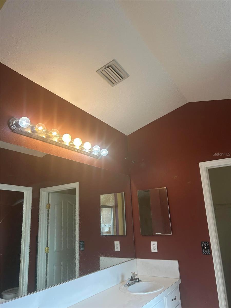 10508 BARNSTABLE CT, TAMPA, FL, 33626