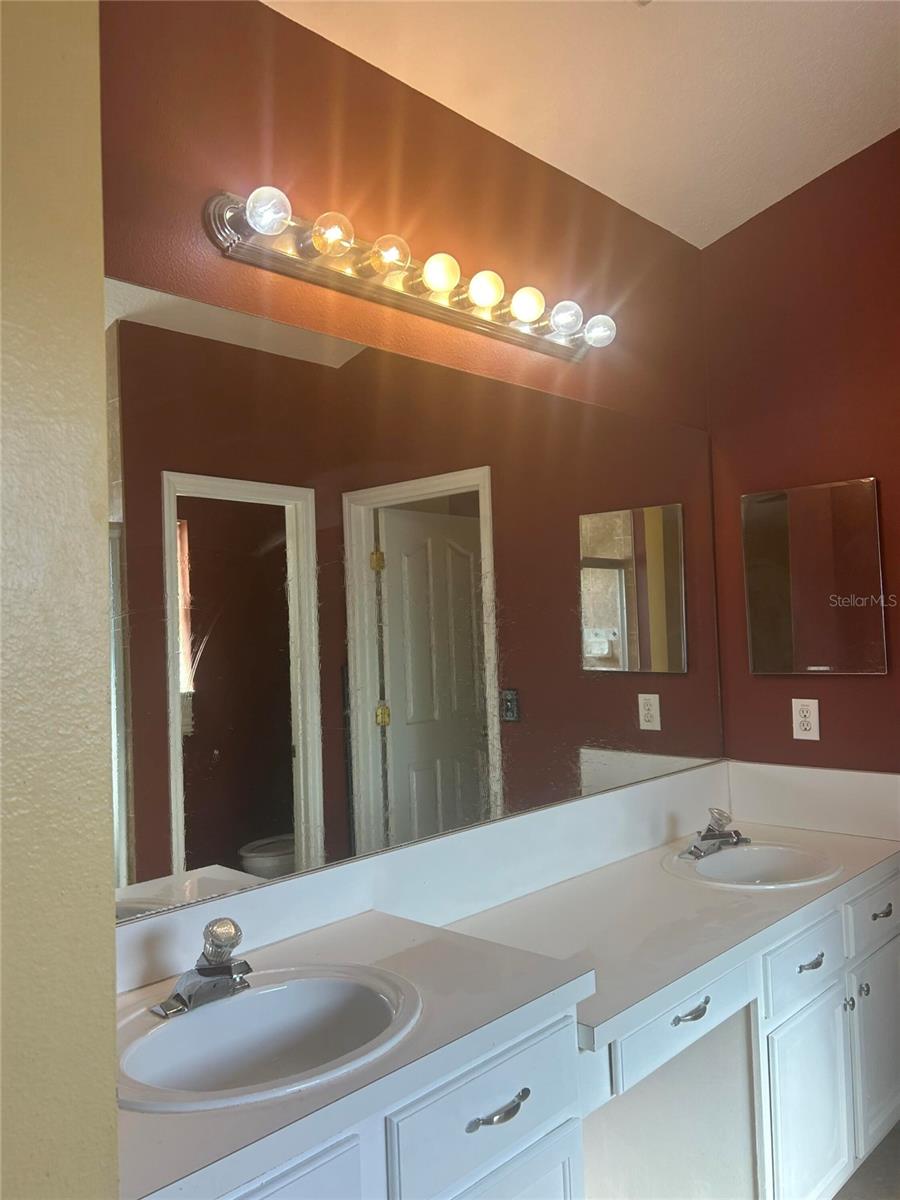 10508 BARNSTABLE CT, TAMPA, FL, 33626