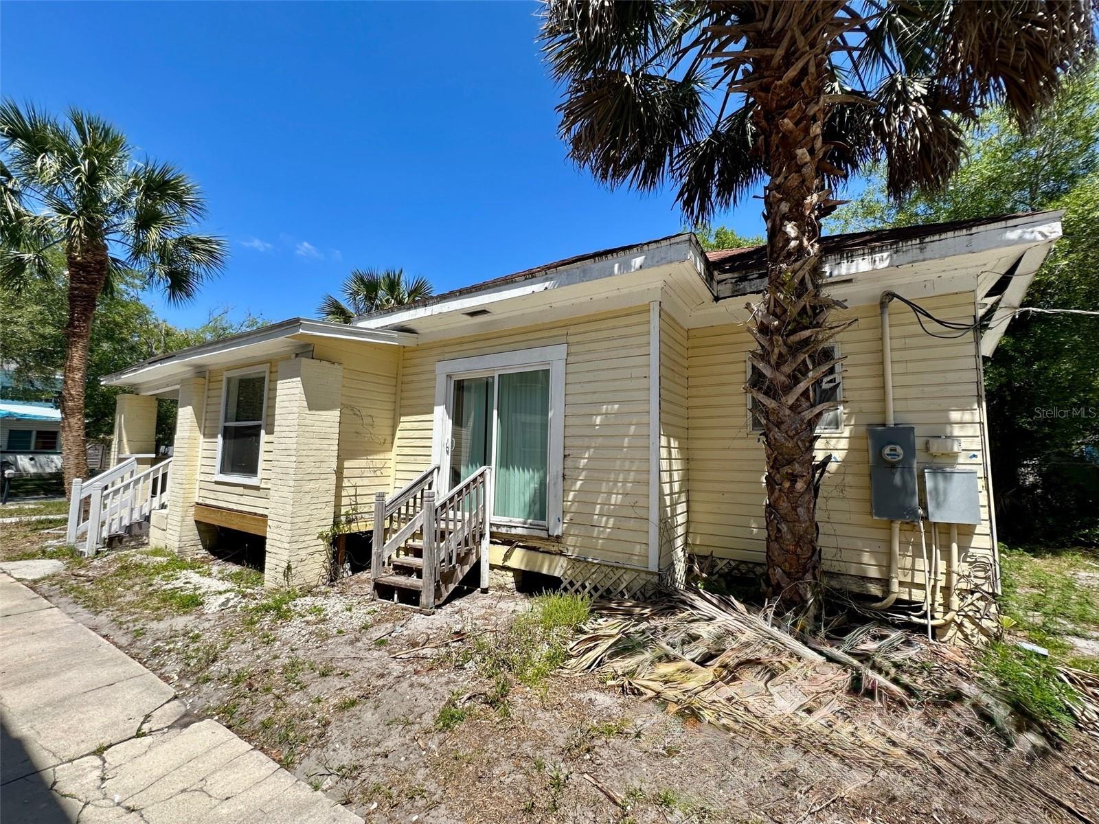 611 SANFORD AVE, SANFORD, FL, 32771