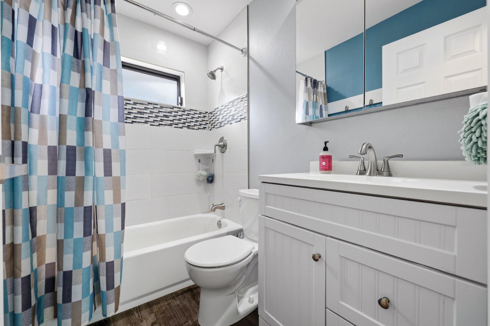 221 ARBOR DR W, PALM HARBOR, FL, 34683