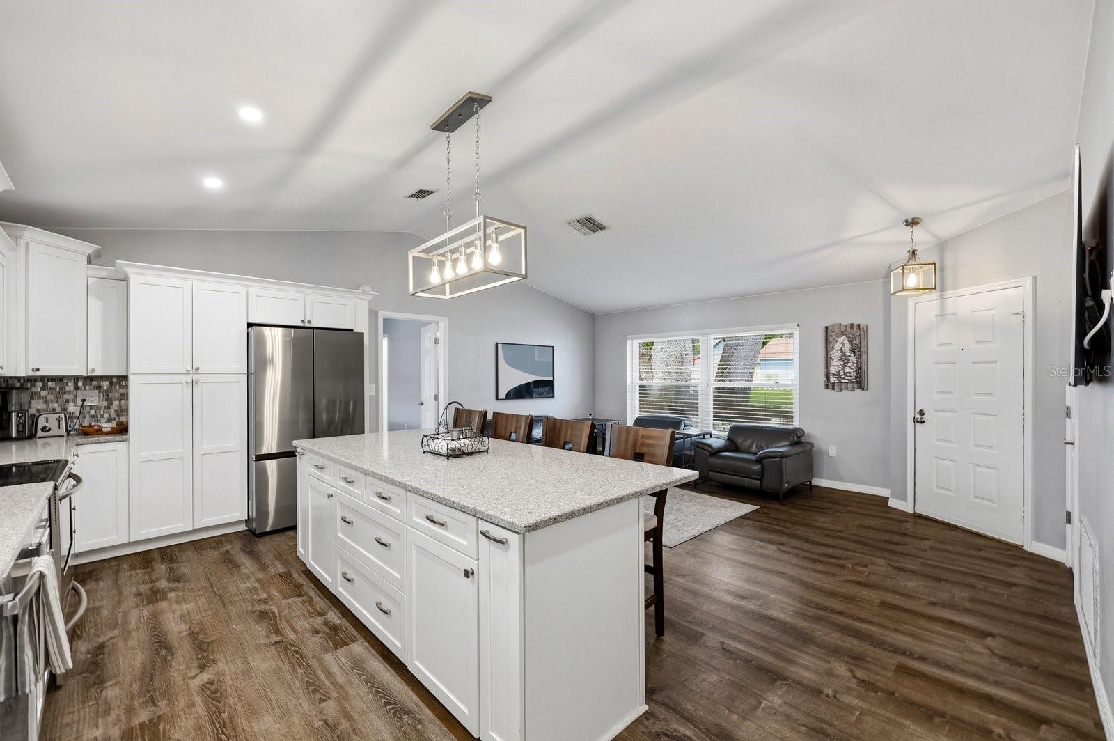 221 ARBOR DR W, PALM HARBOR, FL, 34683