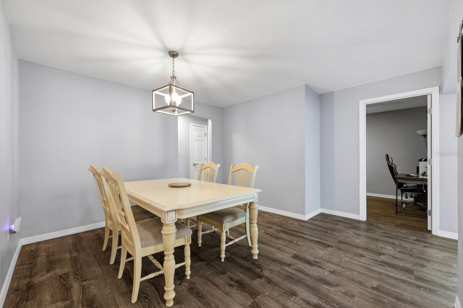 221 ARBOR DR W, PALM HARBOR, FL, 34683