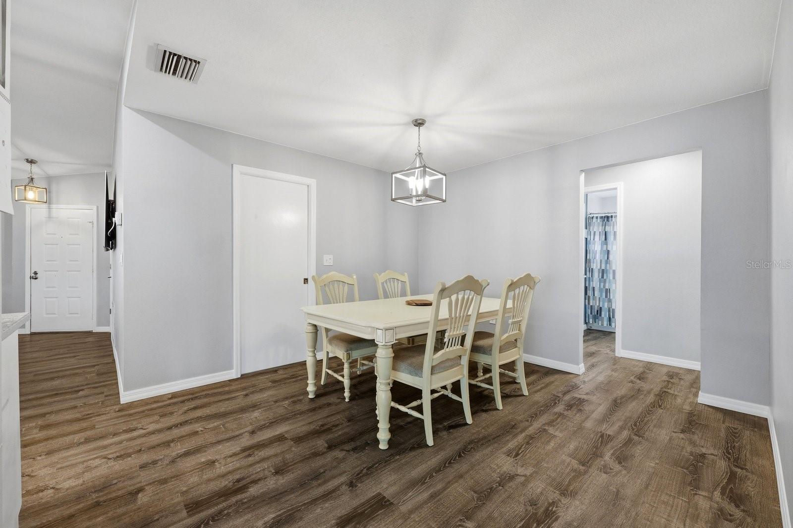 221 ARBOR DR W, PALM HARBOR, FL, 34683