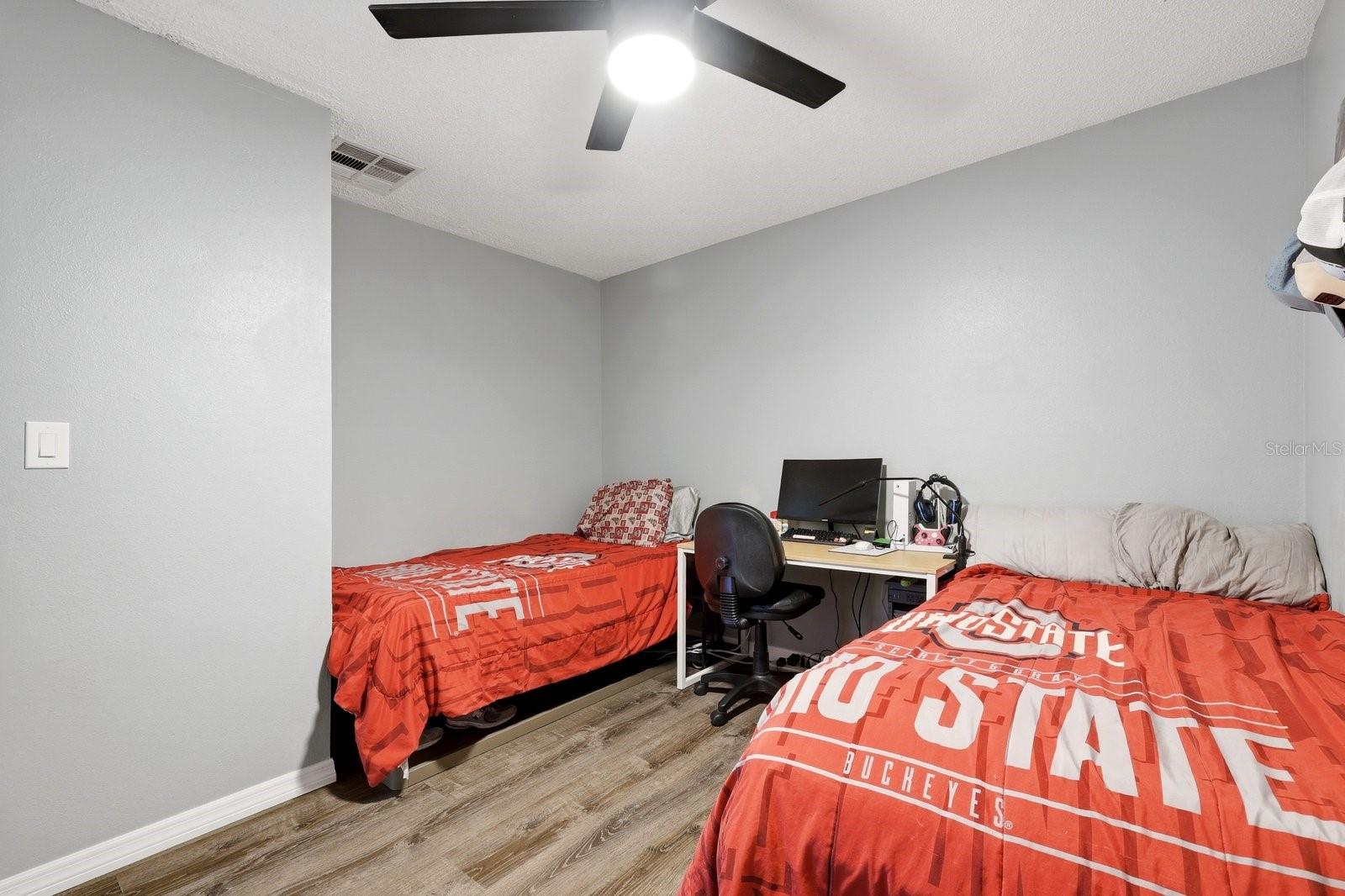 221 ARBOR DR W, PALM HARBOR, FL, 34683