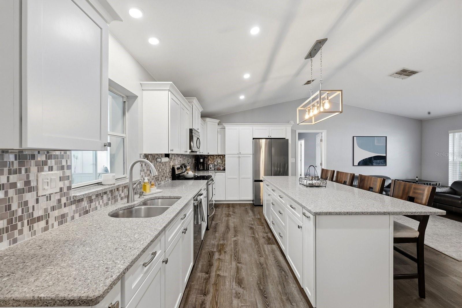 221 ARBOR DR W, PALM HARBOR, FL, 34683