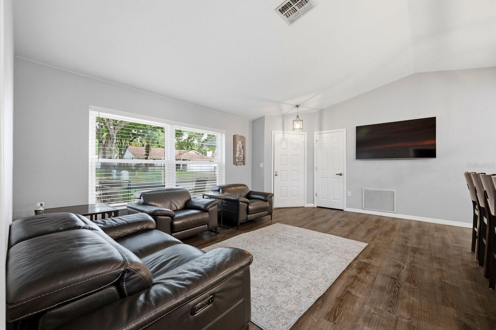 221 ARBOR DR W, PALM HARBOR, FL, 34683