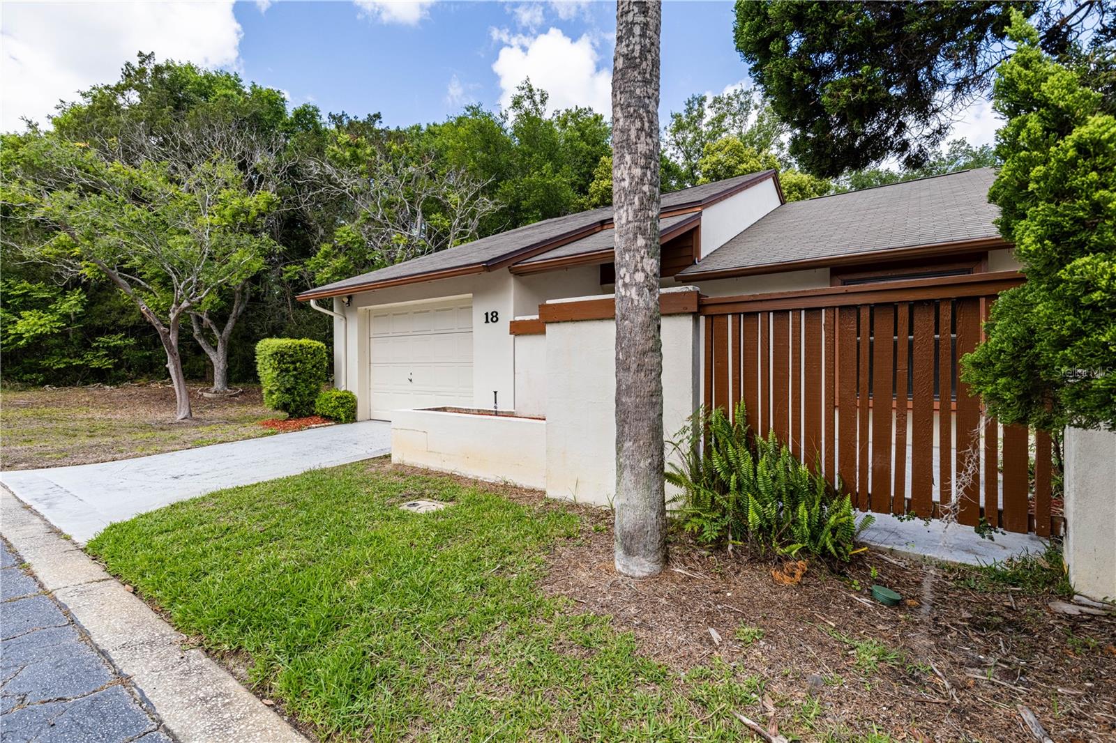 2681 WASHINGTON AVE #18, EUSTIS, FL, 32726