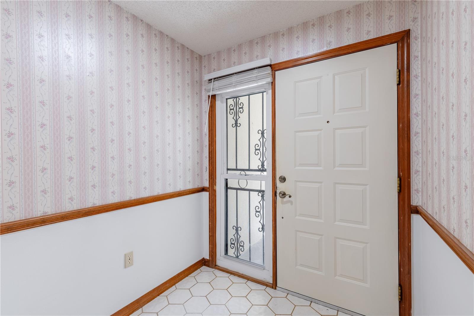 2681 WASHINGTON AVE #18, EUSTIS, FL, 32726