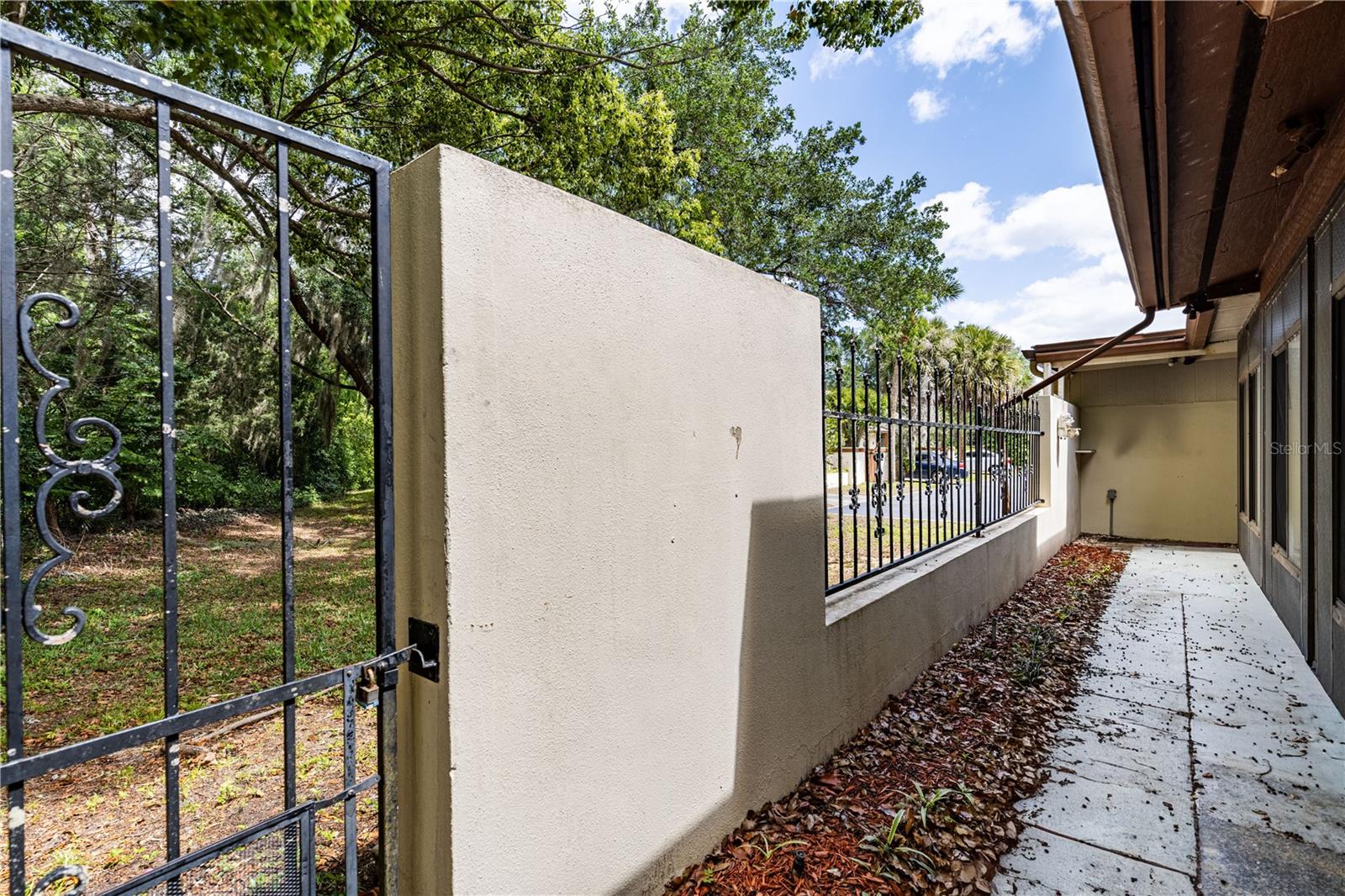 2681 WASHINGTON AVE #18, EUSTIS, FL, 32726