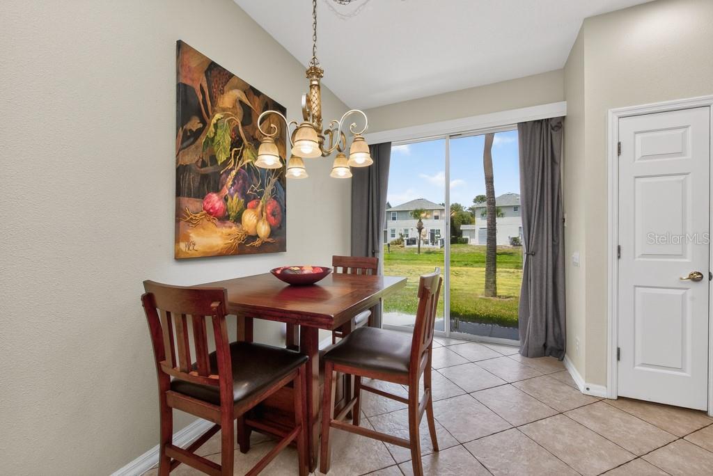 1063 PASEO DEL RIO NE, ST PETERSBURG, FL, 33702