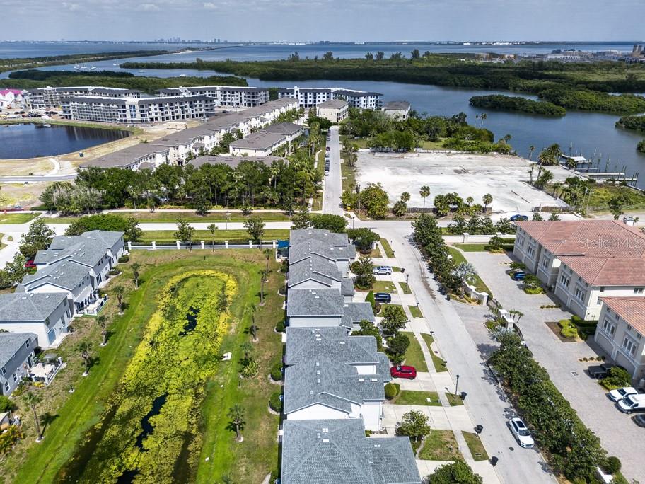 1063 PASEO DEL RIO NE, ST PETERSBURG, FL, 33702