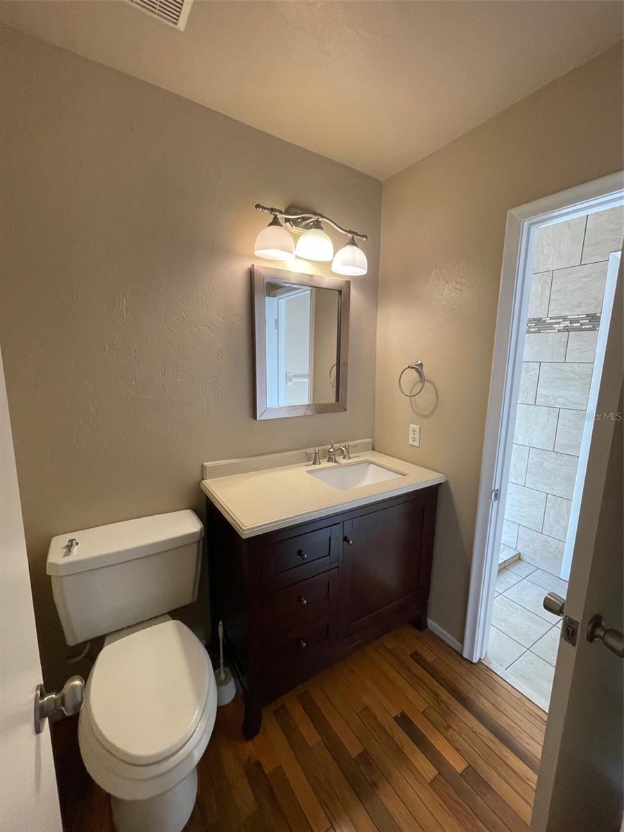 2001 NW 15TH AVE, GAINESVILLE, FL, 32605