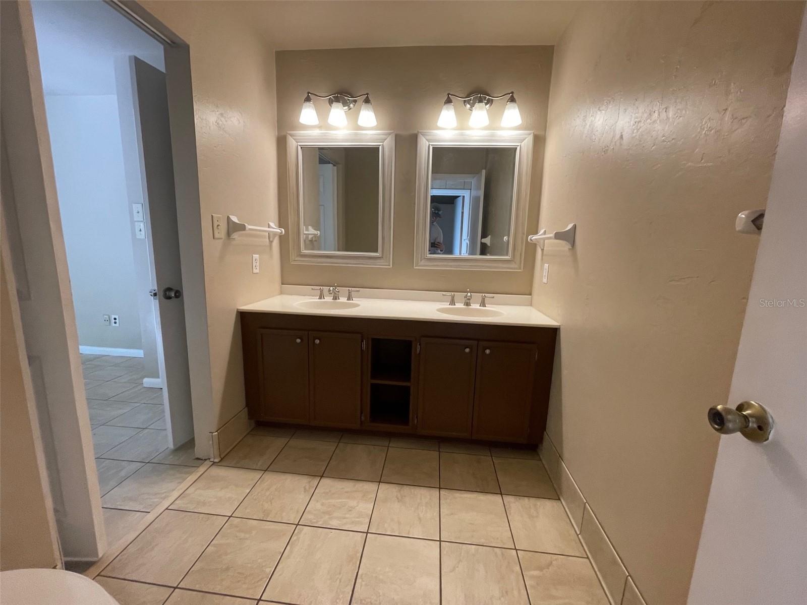 2001 NW 15TH AVE, GAINESVILLE, FL, 32605