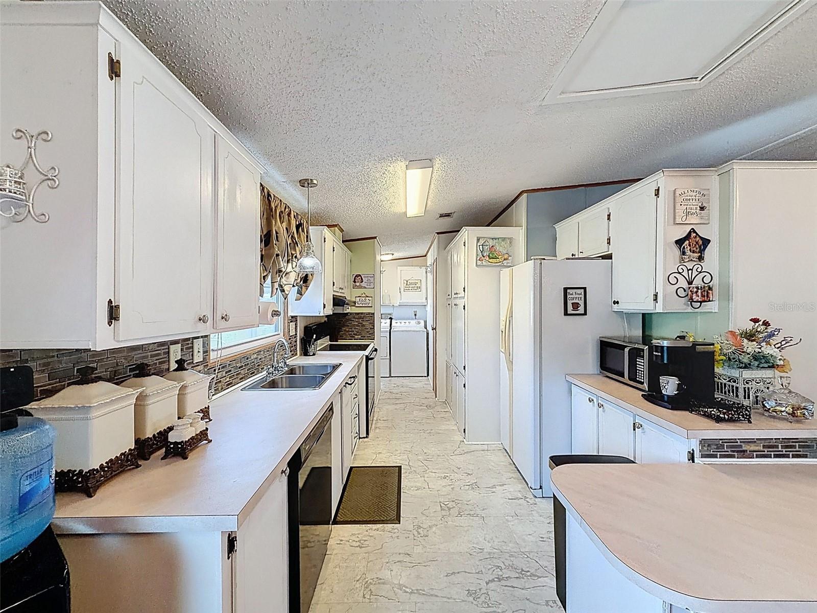 1717 FOX HILL DR, LAKELAND, FL, 33810