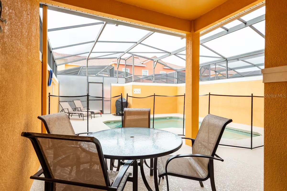 8977 COCO PALM RD, KISSIMMEE, FL, 34747