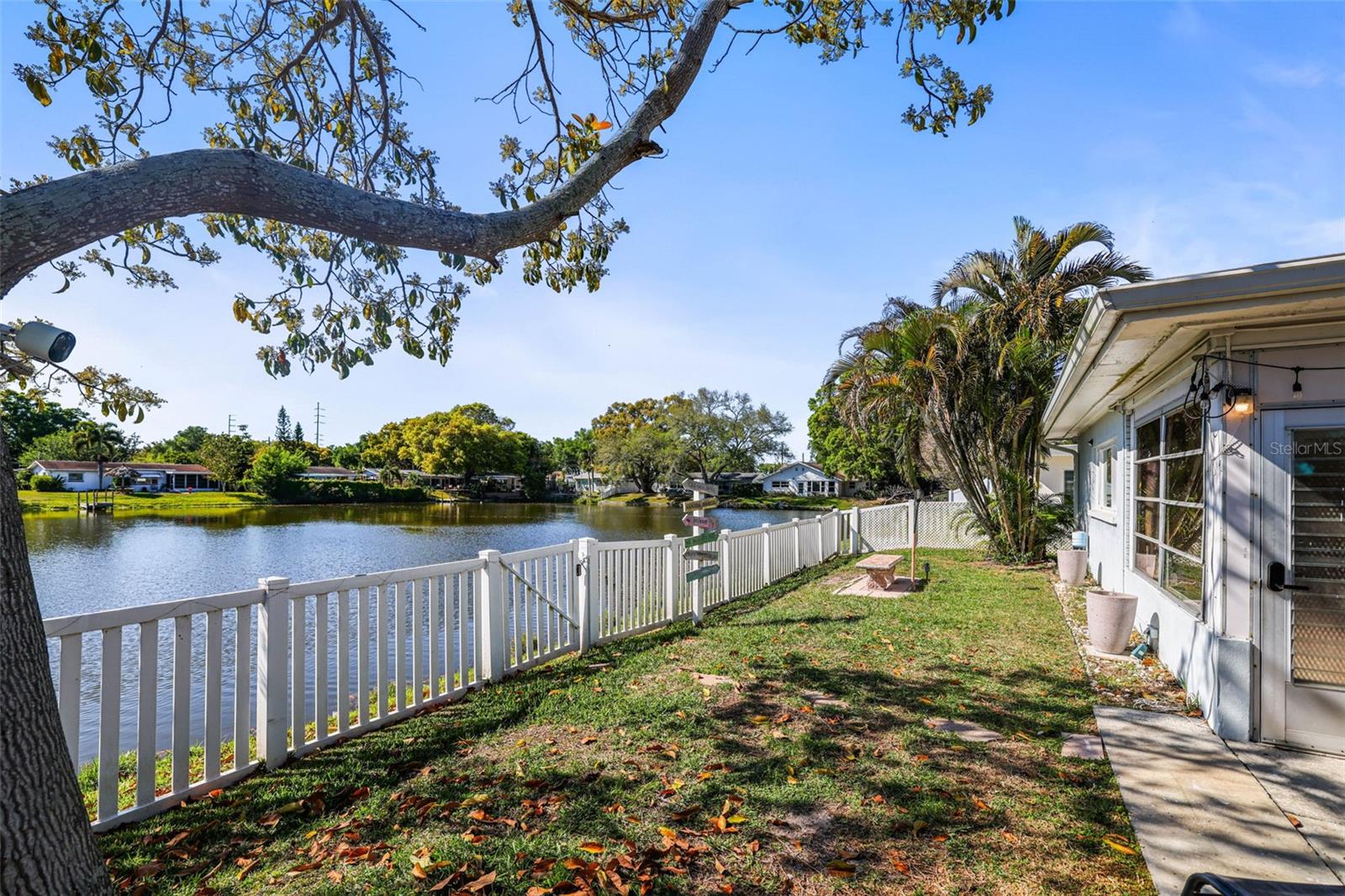 1218 LAZY LAKE RD E, DUNEDIN, FL, 34698