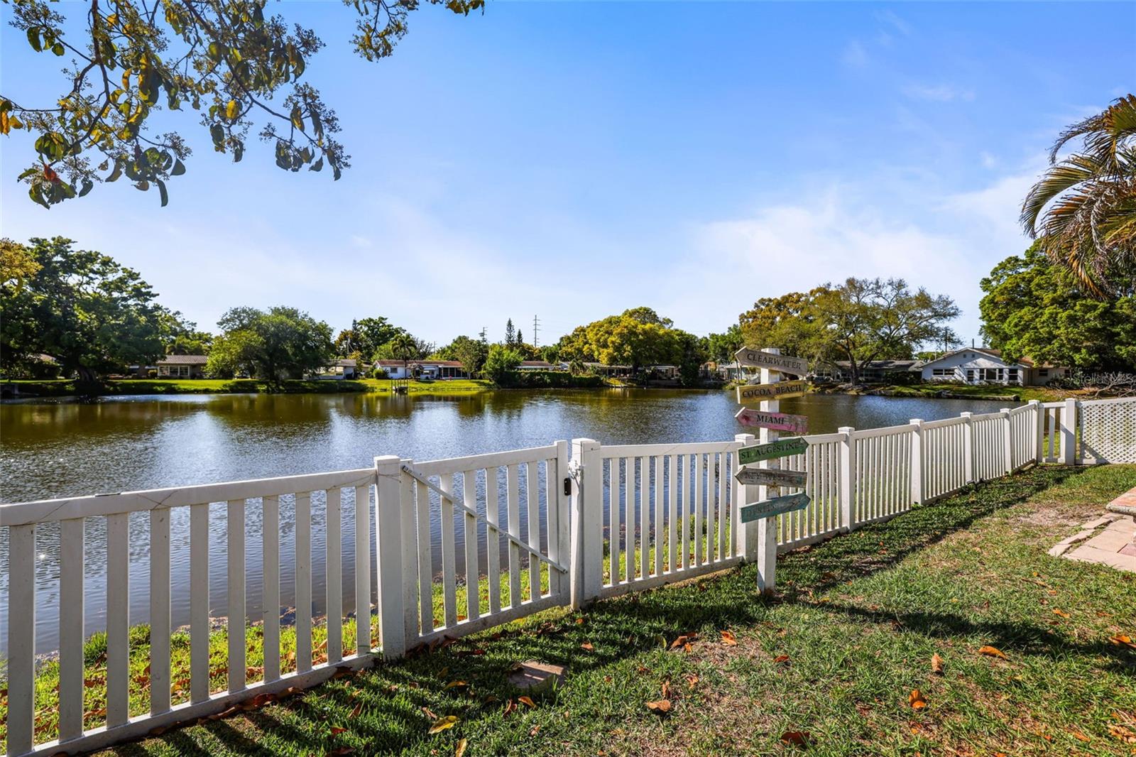 1218 LAZY LAKE RD E, DUNEDIN, FL, 34698