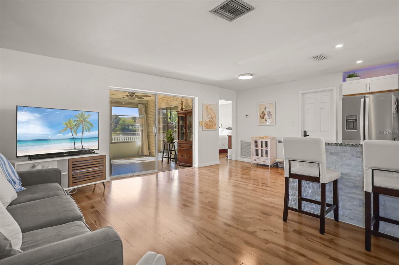 1218 LAZY LAKE RD E, DUNEDIN, FL, 34698