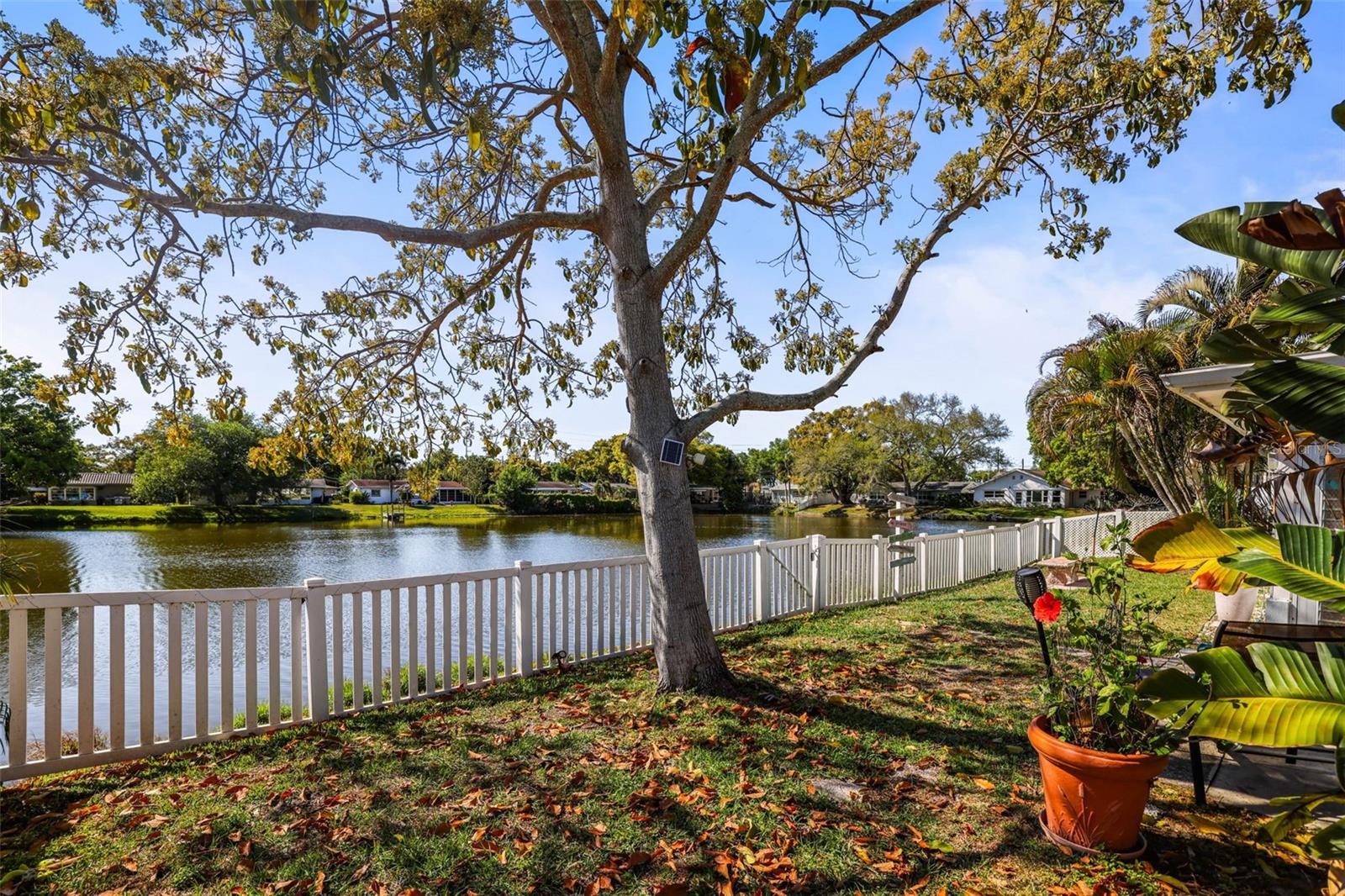 1218 LAZY LAKE RD E, DUNEDIN, FL, 34698