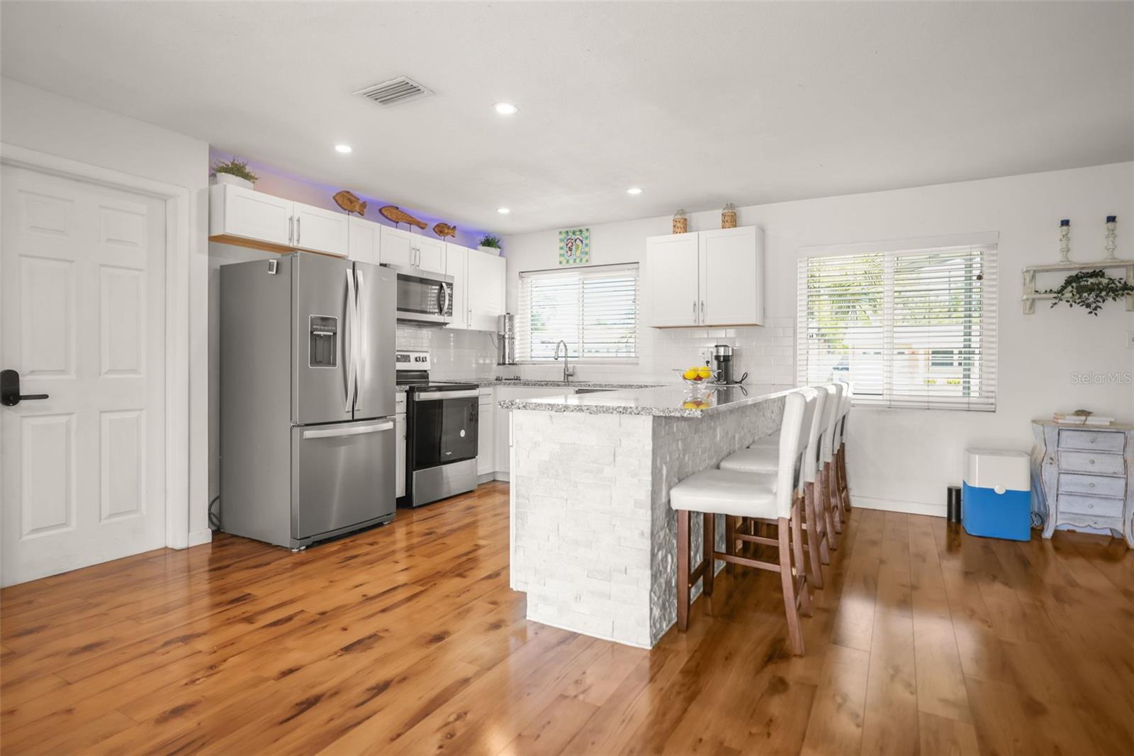 1218 LAZY LAKE RD E, DUNEDIN, FL, 34698