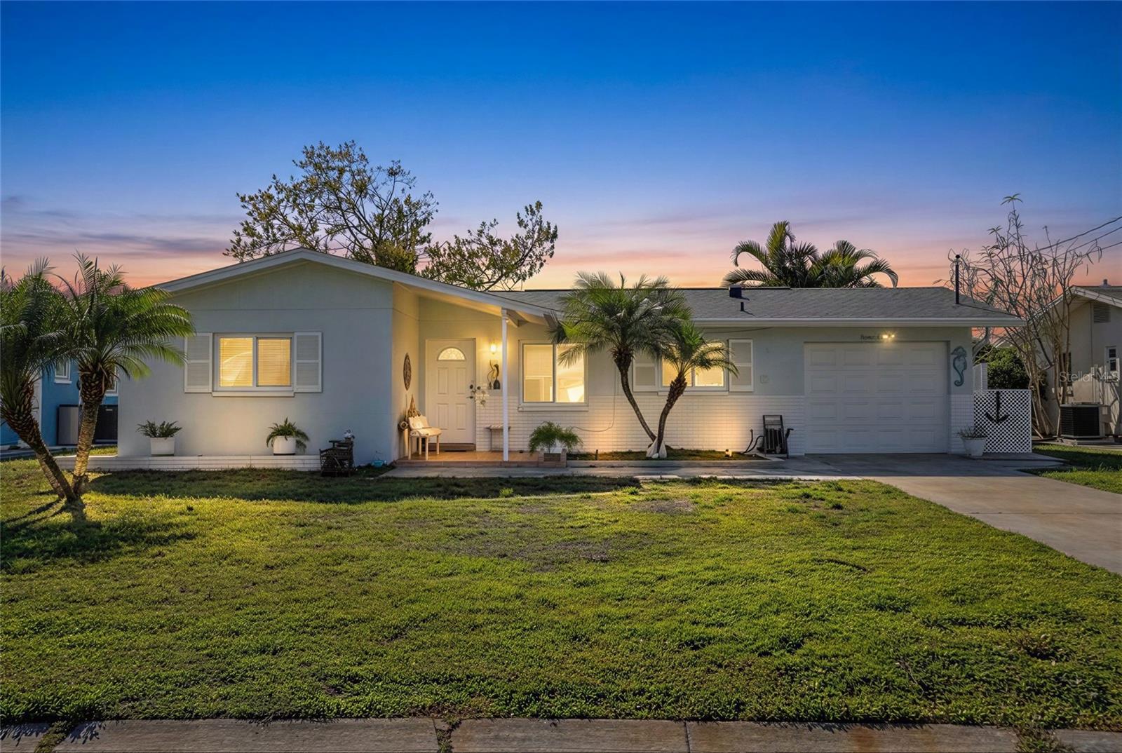 1218 LAZY LAKE RD E, DUNEDIN, FL, 34698