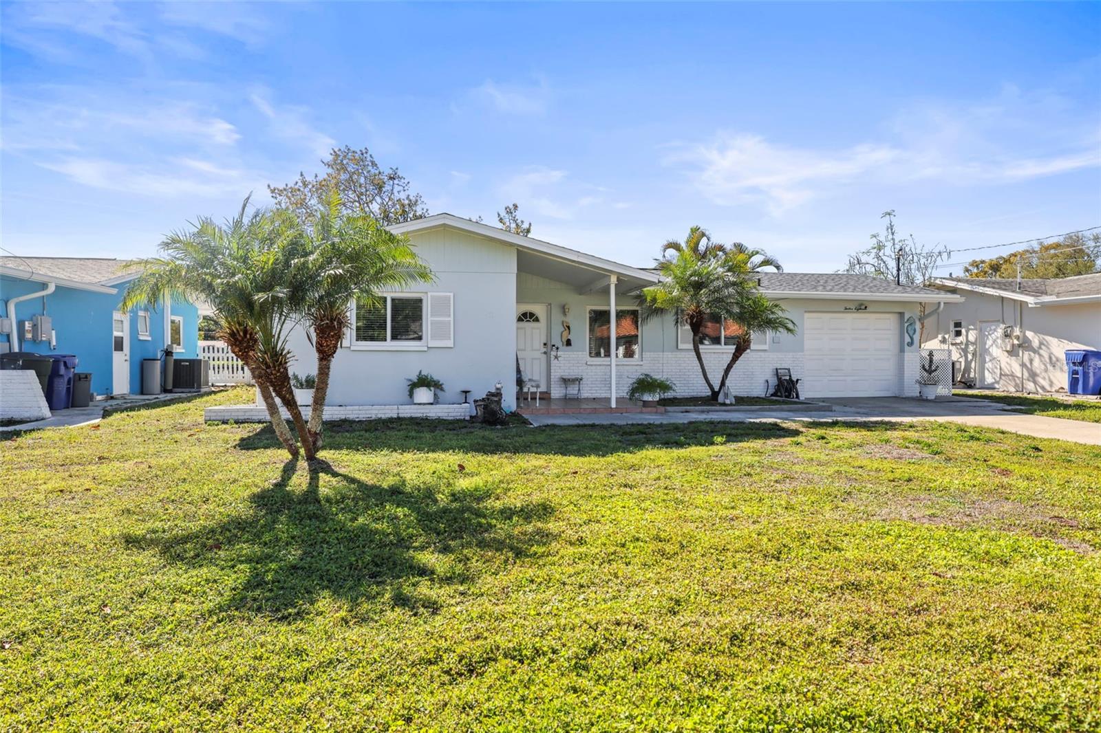 1218 LAZY LAKE RD E, DUNEDIN, FL, 34698