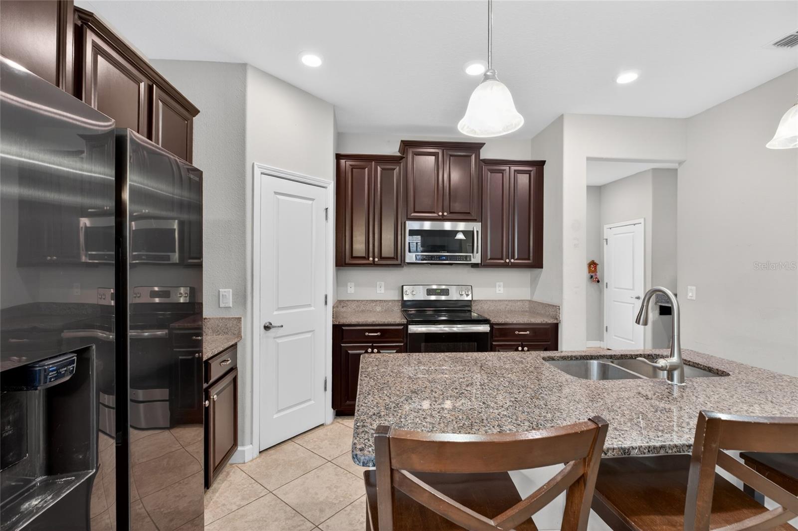 28622 TRANQUIL LAKE CIR, WESLEY CHAPEL, FL, 33543