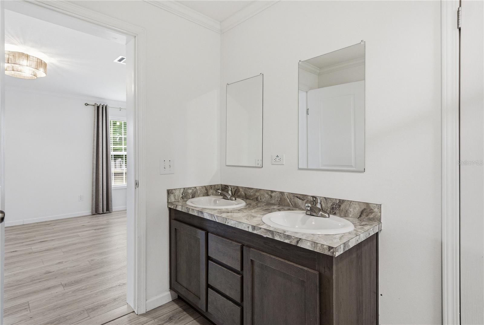 38645 HENRY DR, ZEPHYRHILLS, FL, 33542