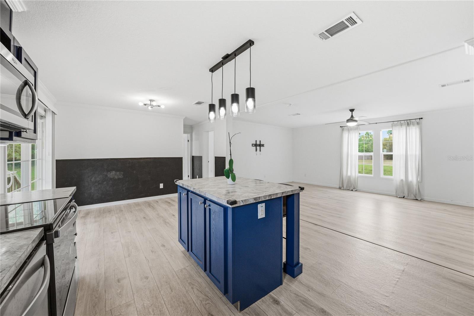 38645 HENRY DR, ZEPHYRHILLS, FL, 33542