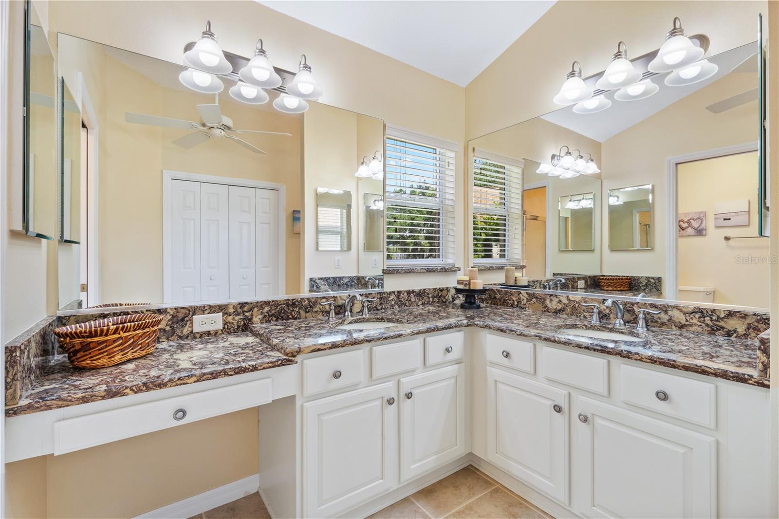 16967 SE 84TH COLERAIN CIR, THE VILLAGES, FL, 32162