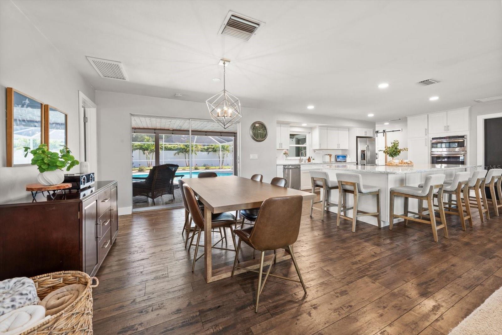 1049 MCCARTY ST, DUNEDIN, FL, 34698