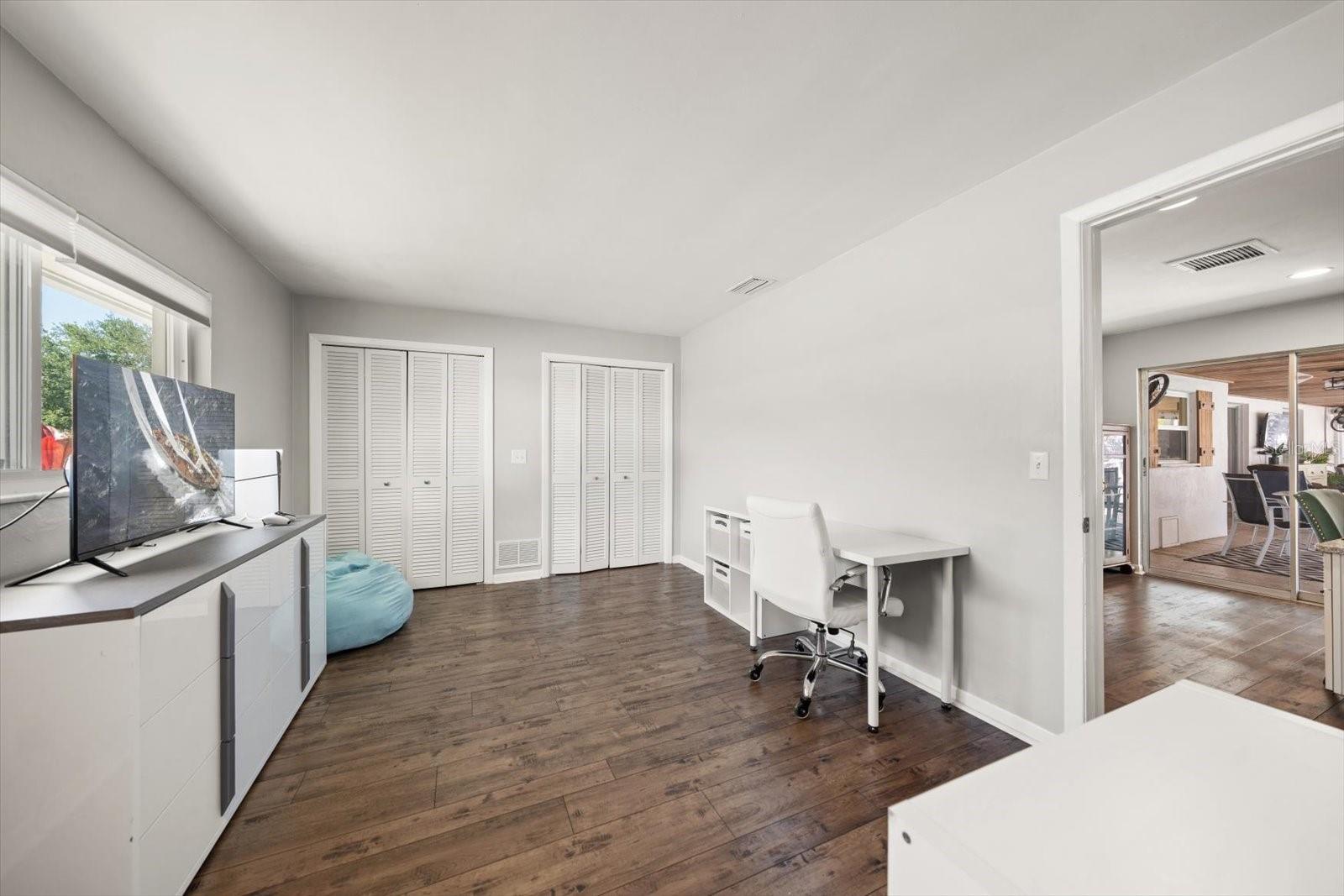 1049 MCCARTY ST, DUNEDIN, FL, 34698