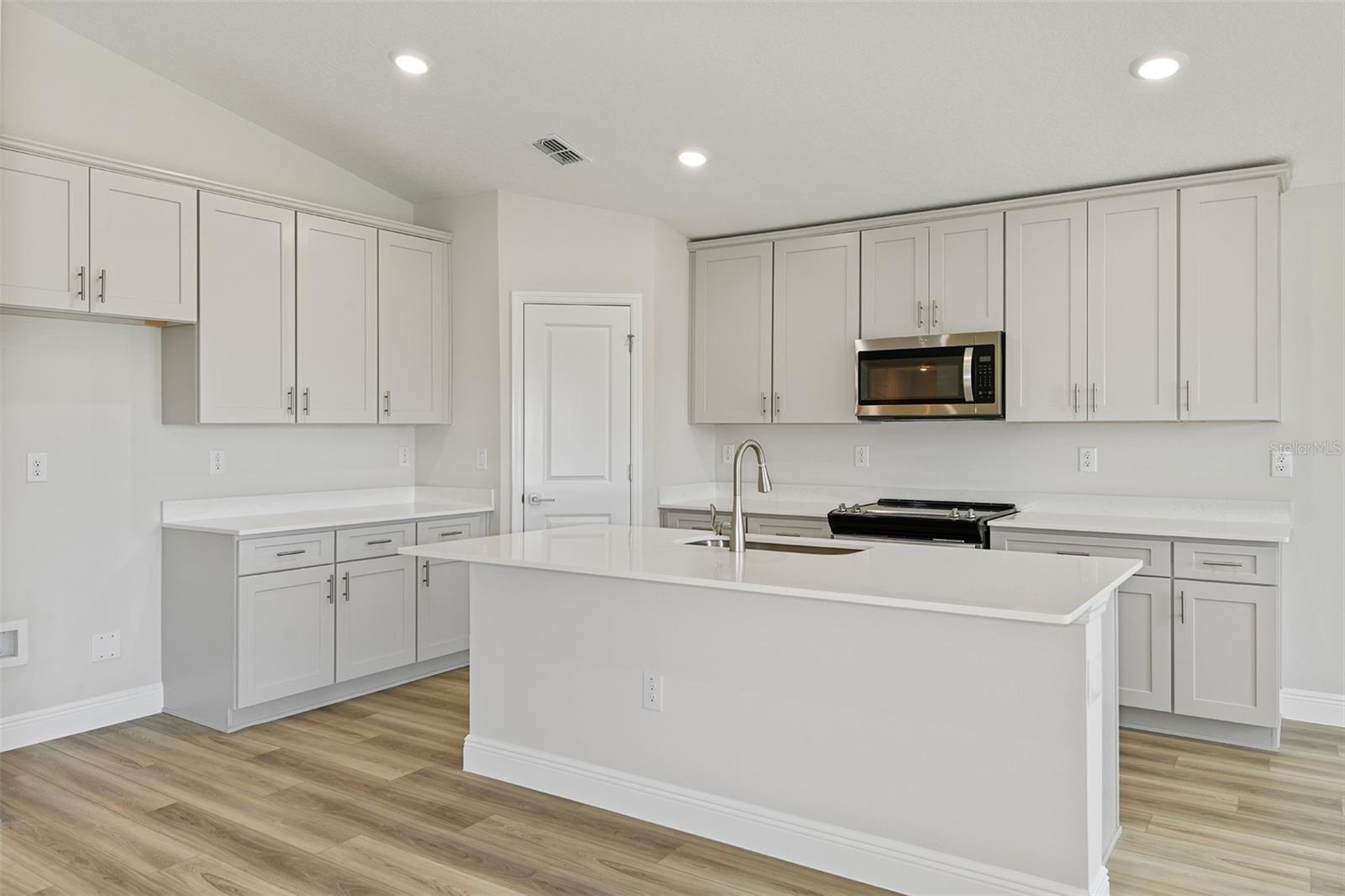 6121 SW 97TH ST, OCALA, FL, 34476