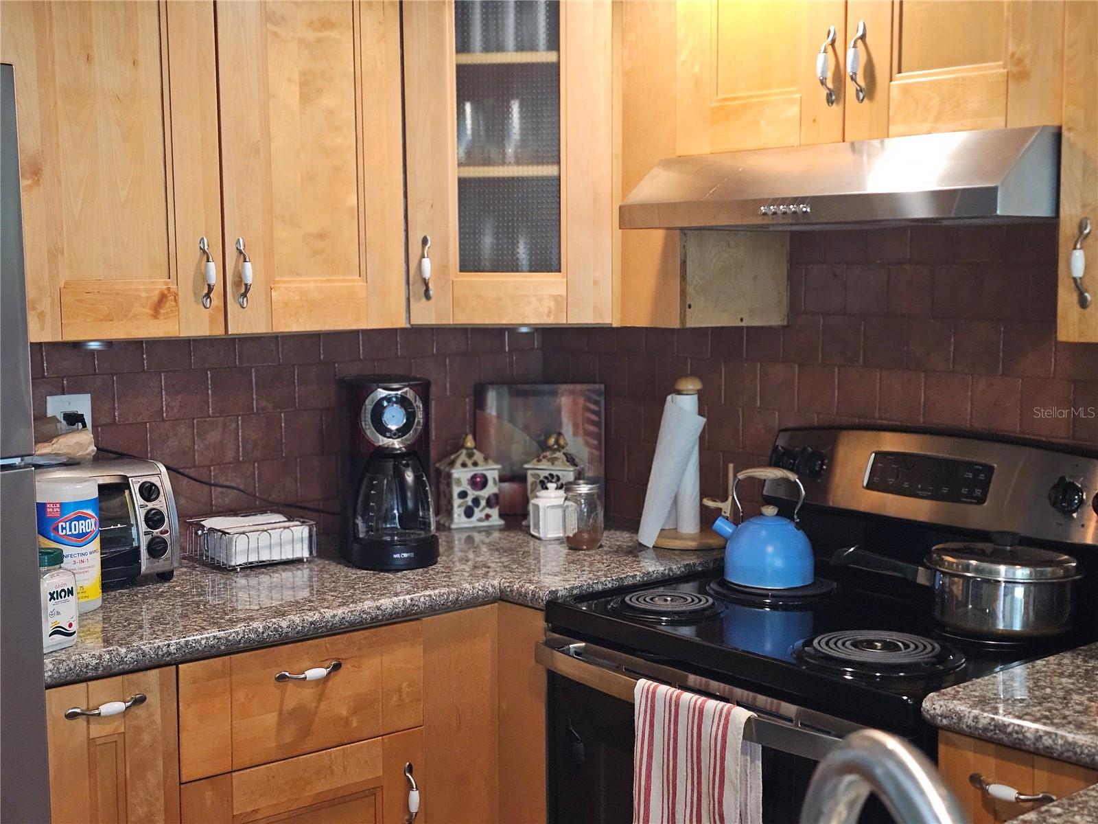 2525 W BAY DR #A13, BELLEAIR BLUFFS, FL, 33770