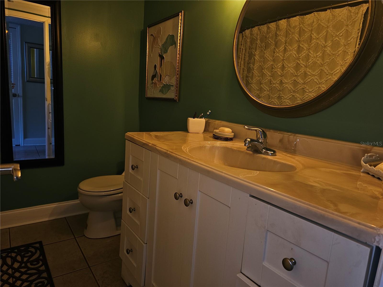 2525 W BAY DR #A13, BELLEAIR BLUFFS, FL, 33770