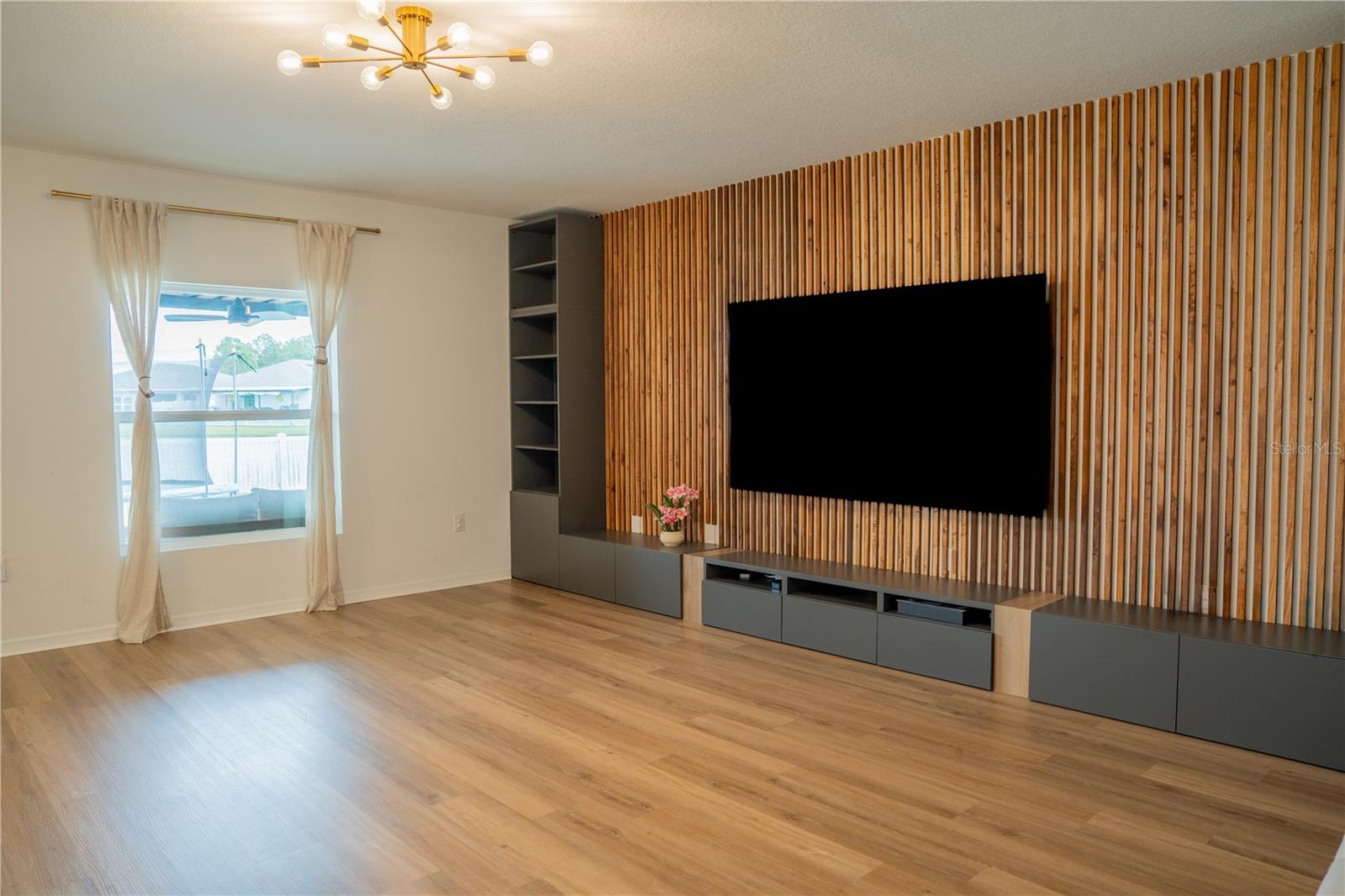 374 PINE TREE BRIDGE TRL, ST CLOUD, FL, 34772