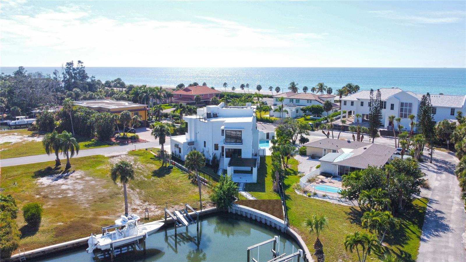 519 ROUNTREE DR, LONGBOAT KEY, FL, 34228