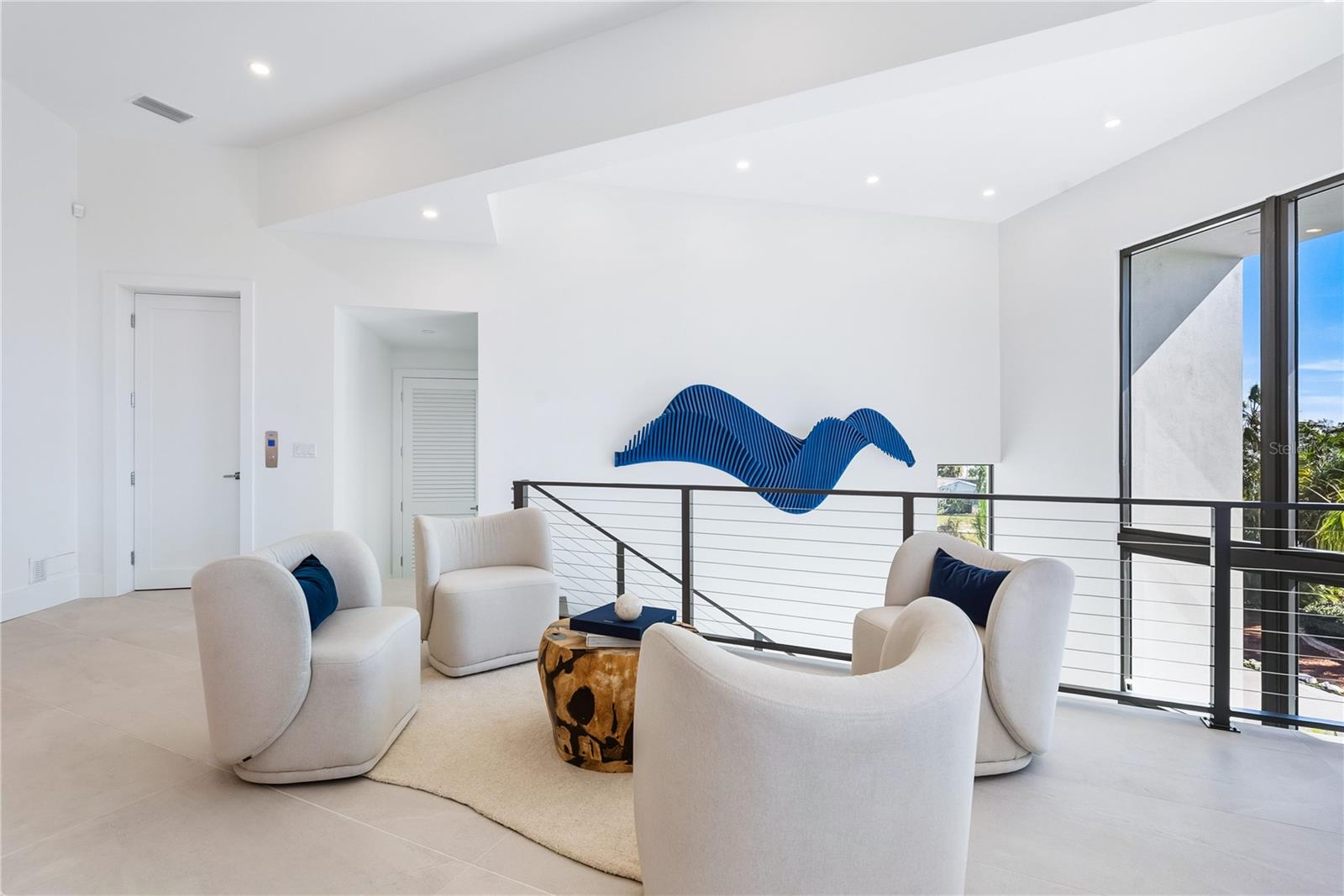 519 ROUNTREE DR, LONGBOAT KEY, FL, 34228