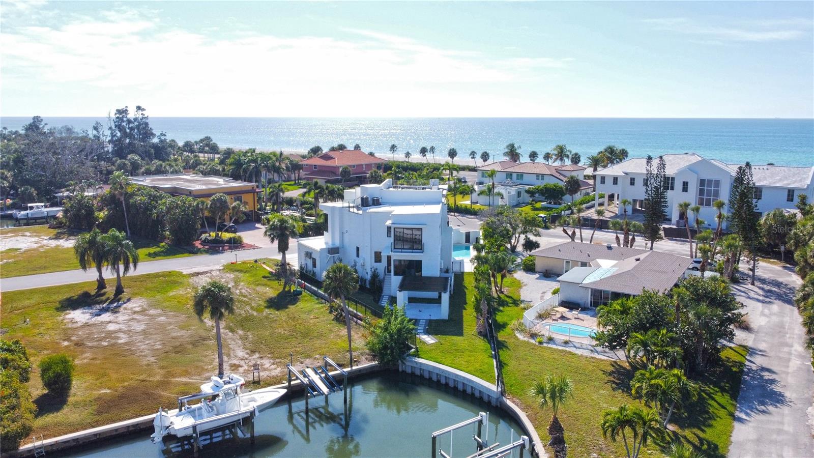519 ROUNTREE DR, LONGBOAT KEY, FL, 34228