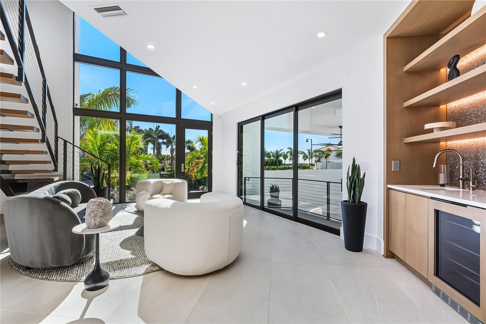 519 ROUNTREE DR, LONGBOAT KEY, FL, 34228